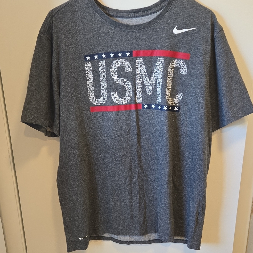 Nike Men's Dark Gray USMC Graphic Tee